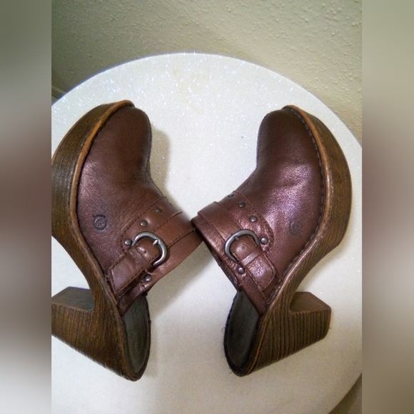 Born Brown Leather Wedges - Picture 7 of 7